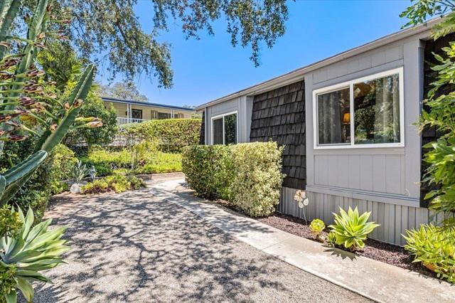 18218 Paradise Mountain Rd, Valley Center CA: https://media.crmls.org/mediaz/8ff3675b-cea0-424d-8ddf-a1e4bac1a9a9.jpg