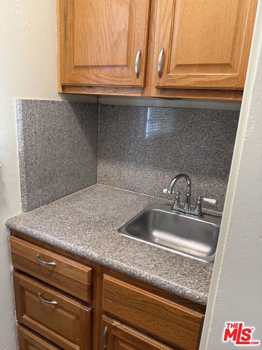 1306 S Mansfield Avenue, Los Angeles CA: https://media.crmls.org/mediaz/8ff3a9df-378a-4c99-9707-000bc0f58d80.jpg