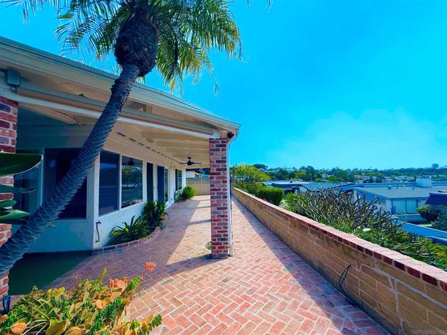 3063 Nute Way, San Diego CA: https://media.crmls.org/mediaz/8ff41b9d-4a92-484d-ab72-4c8a9c94e23b.jpg