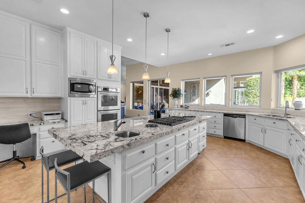 MLS #219138315DA image #20