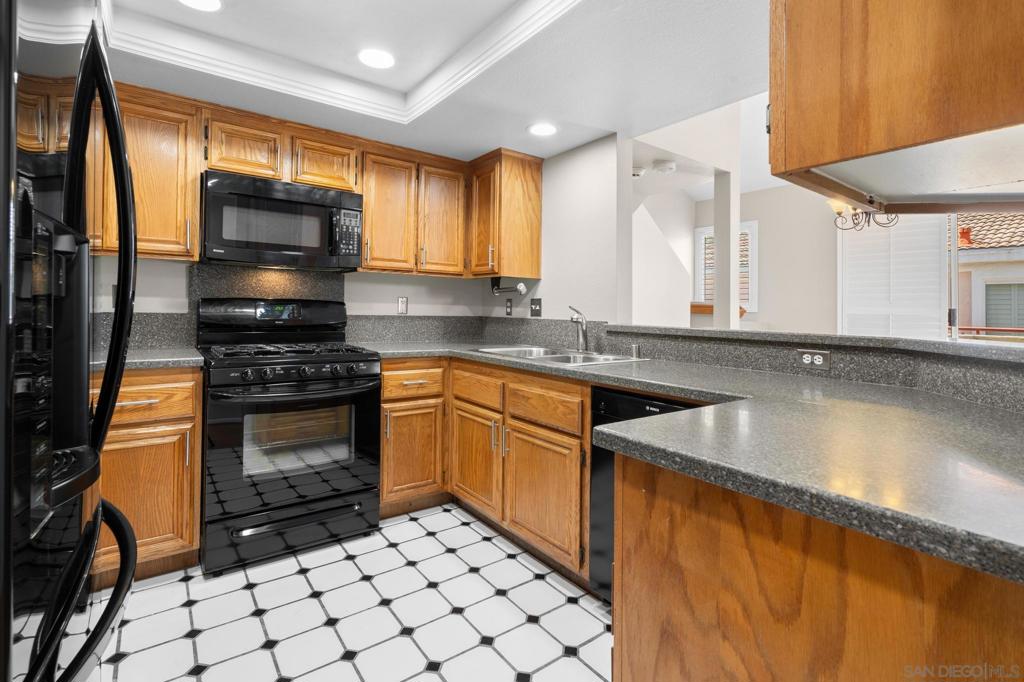 9338 Babauta Rd - photo 6