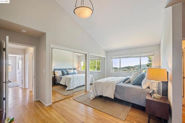 1051 Lea Drive, San Rafael CA: https://media.crmls.org/mediaz/8ff5ccf1-a2e0-4110-9157-39a94ee48bff.jpg