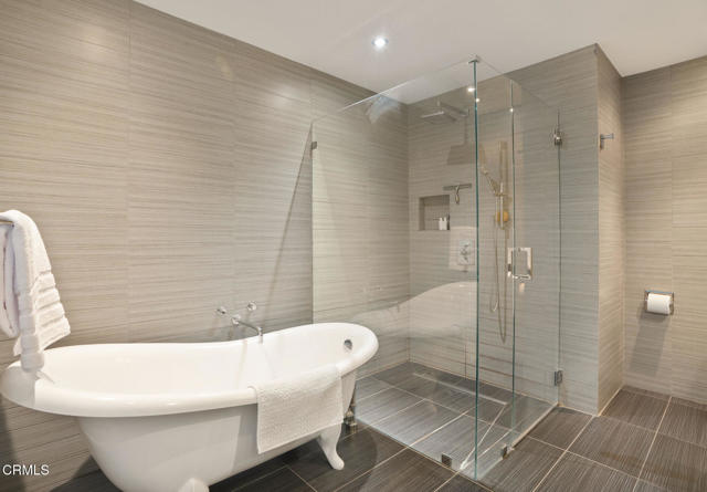 Detail Gallery Image 20 of 45 For 1025 Nithsdale Rd, Pasadena,  CA 91105 - 4 Beds | 3 Baths