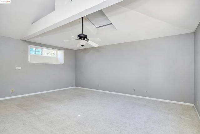 951 Lexington Pl, San Ramon CA: https://media.crmls.org/mediaz/8ff6d1cd-1e3c-4bbc-a6b2-d849bcf057bd.jpg
