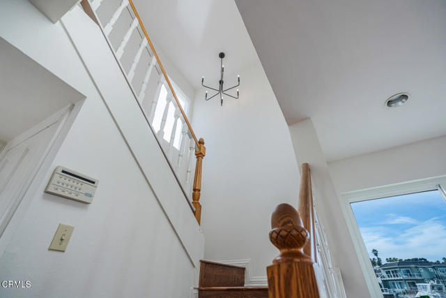 Detail Gallery Image 23 of 50 For 2221 Kingsbridge Ln, Oxnard,  CA 93035 - 3 Beds | 3 Baths