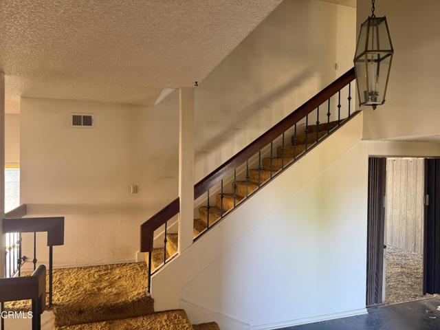 3542 Stiles Avenue, Camarillo CA: https://media.crmls.org/mediaz/8ff89e49-0e36-444d-b492-f777552ba1db.jpg
