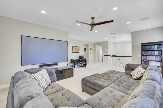 1246 S Wilshire Avenue, Mountain House CA: https://media.crmls.org/mediaz/8ff8bc8d-a5a6-49f1-8b8d-b05fff190537.jpg