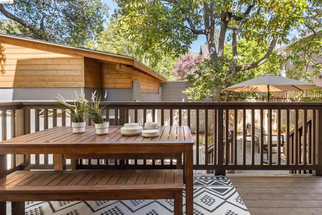 Image 20 of 41 For 3208 Claremont Ave