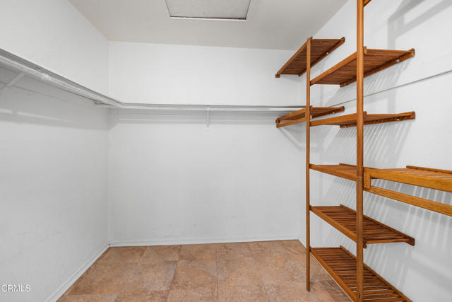 Detail Gallery Image 17 of 28 For 2581 Temple Ave, Camarillo,  CA 93010 - 4 Beds | 2 Baths