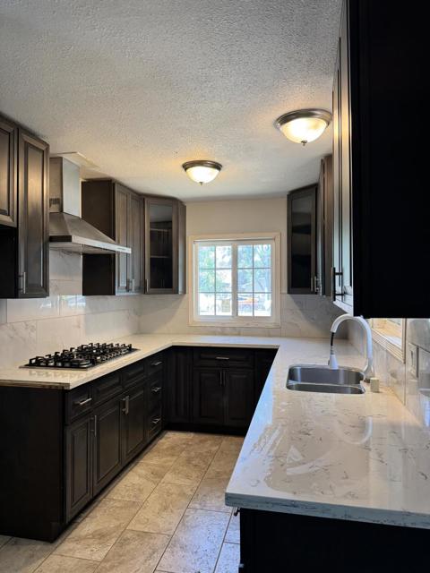 526 Sheridan Place, San Jose CA: https://media.crmls.org/mediaz/8ffb9595-58d0-4842-8a09-8efe2f698ce5.jpg