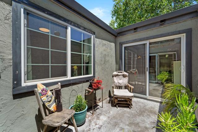 33 Hayes Avenue, San Jose CA: https://media.crmls.org/mediaz/8ffbb3b0-05af-46e6-aee5-aae20cbd8784.jpg