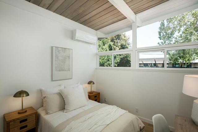 428 E Charleston Road, Palo Alto CA: https://media.crmls.org/mediaz/8ffc08c3-a4ac-47be-966d-fecd04ffb0ff.jpg