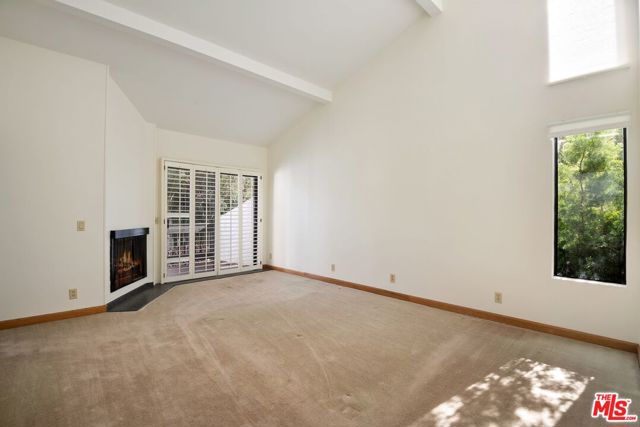 Drew Fenton | 1547 Palisades Drive Pacific Palisades CA | MLS: 7475978