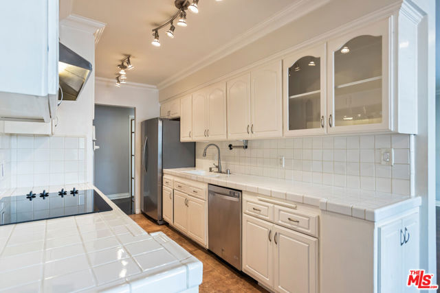 Drew Fenton | 11970 Montana Avenue Los Angeles CA | MLS: 7465489 Drew Fenton | 11970 Montana Avenue Los Angeles CA | MLS: 7465489