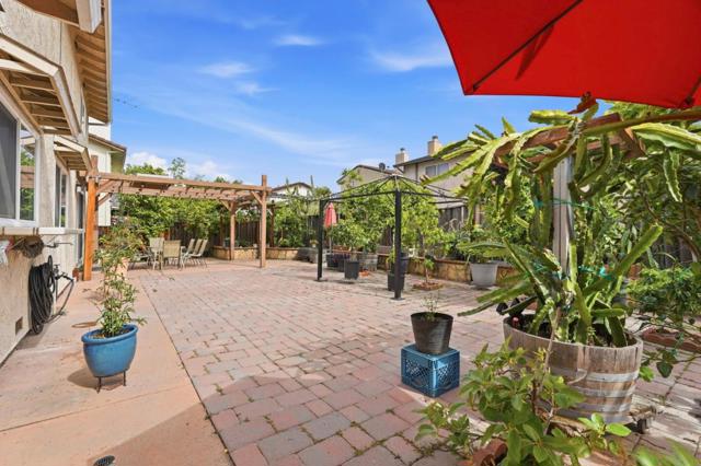 2878 Glen Ascot Way, San Jose CA: https://media.crmls.org/mediaz/8ffe30f1-1321-4678-b6f3-b553524ddbe6.jpg