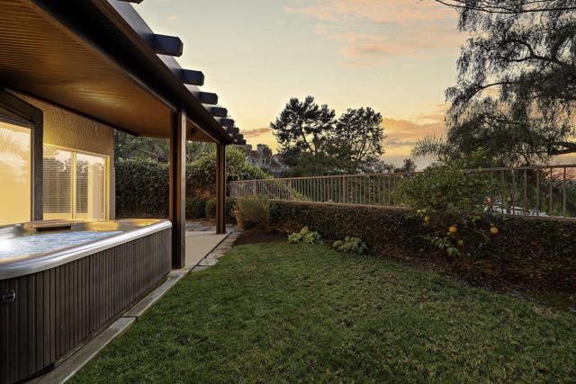 1 Saint Isabella, Laguna Niguel CA: https://media.crmls.org/mediaz/8ffefda2-6d82-4a51-a654-cf8ae8b53b07.jpg