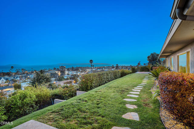 Detail Gallery Image 27 of 31 For 941 Buena Vista St, Ventura,  CA 93001 - 3 Beds | 2 Baths