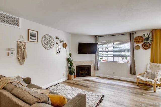 4205 Ohio St, San Diego CA: https://media.crmls.org/mediaz/9002af77-1763-4f69-bba1-172b51223da9.jpg