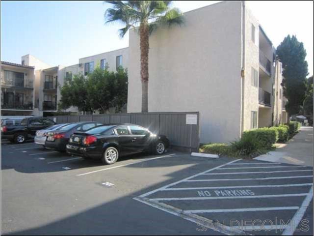 Image 26 of 27 For 6780 Friars Rd  273