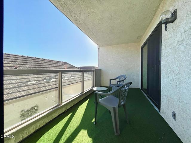 728 Island View Circle, Port Hueneme CA: https://media.crmls.org/mediaz/90046e7a-ad6d-4203-b244-44051c214d80.jpg