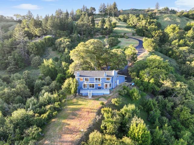 21006 Bear Creek Road, Los Gatos CA: https://media.crmls.org/mediaz/9004adfa-e168-4a3b-91c4-3e2f3f944102.jpg