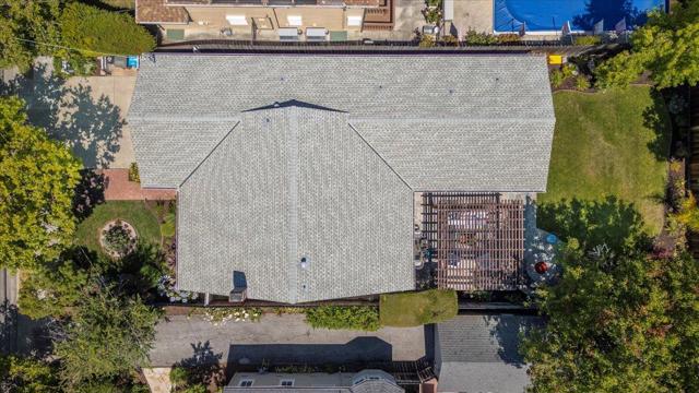 1141 Fairview Avenue, Redwood City CA: https://media.crmls.org/mediaz/90050f04-2f1e-4d68-8656-69a001a0564d.jpg