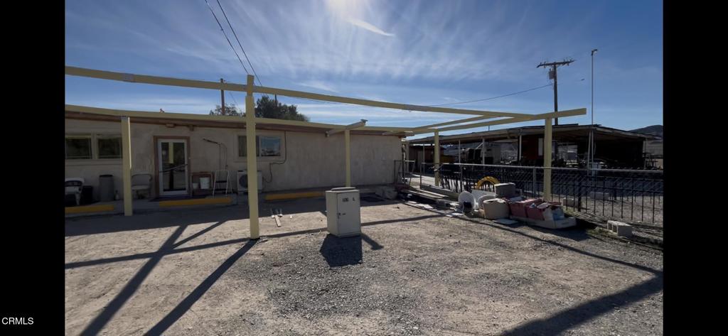 https://media.crmls.org/mediaz/90057469-c5b4-41ff-a67c-ad052d795299.jpg?preset=X-Large