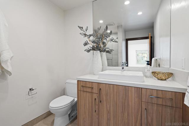 Image 38 of 75 For 135 Sierra Ave  23