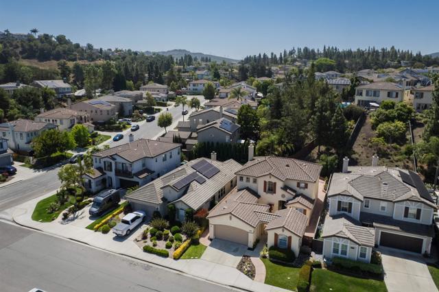 1464 Rivercrest Road, San Marcos CA: https://media.crmls.org/mediaz/9006be11-e38b-4459-acc3-cc970647cea6.jpg