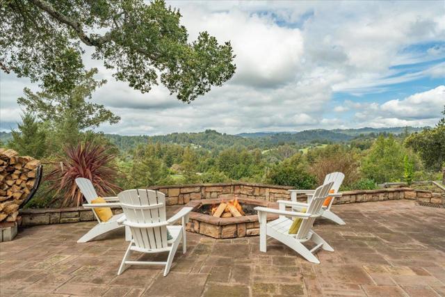 1501 Hidden Valley Road, Soquel CA: https://media.crmls.org/mediaz/9006c6e2-f737-46ca-a69f-358d402c369b.jpg