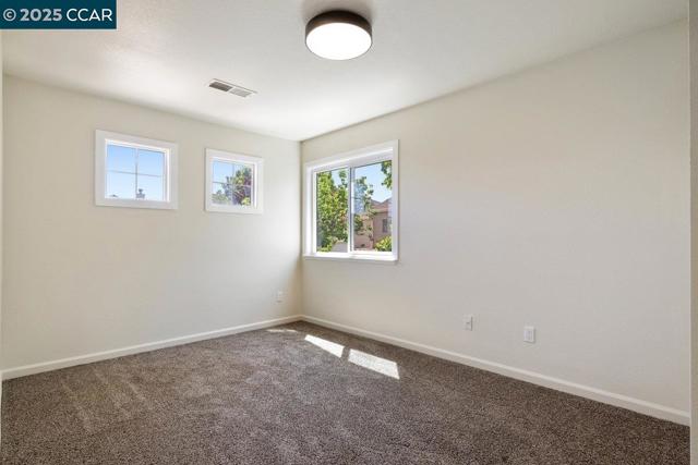 4107 Wheat Ct, Tracy CA: https://media.crmls.org/mediaz/9006ecae-9aa1-405d-b3bb-71804996ac5c.jpg