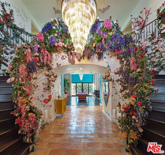 1650 Luse Tank Road, Topanga CA: https://media.crmls.org/mediaz/900778e4-4ed9-4cd2-b2f7-af2b4e9c126c.jpg