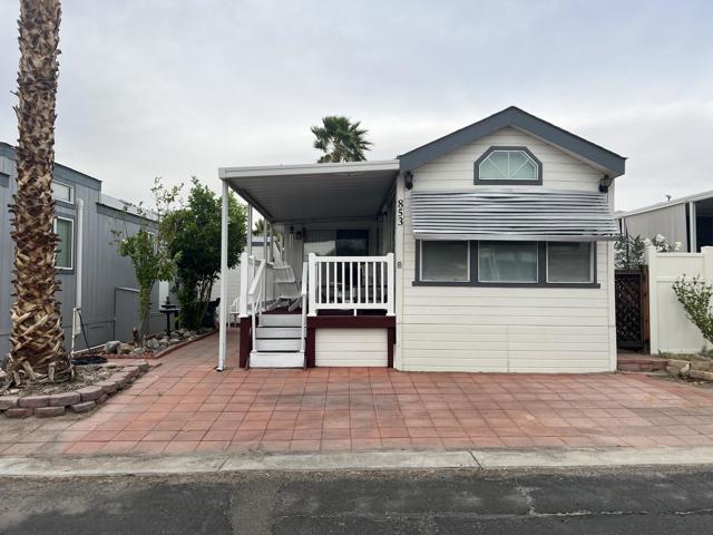 74711 Dillon Road, Desert Hot Springs CA: https://media.crmls.org/mediaz/9007d544-d159-4ec0-96dc-07236ad0d41f.jpg