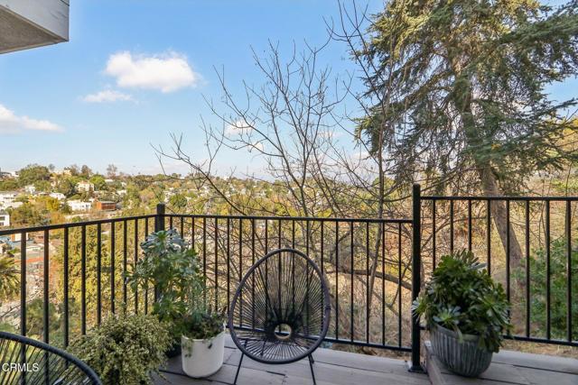 1891 Lucretia Avenue, Los Angeles CA: https://media.crmls.org/mediaz/9008b1b7-6cb5-4264-9c47-a7b3c3e9b8ef.jpg