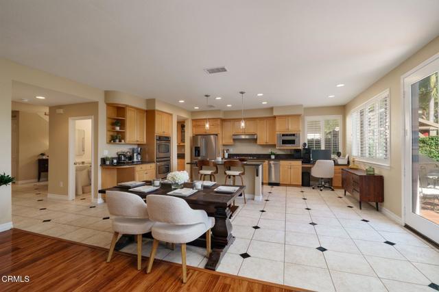 664 Corte Regalo, Camarillo CA: https://media.crmls.org/mediaz/9008fd6d-3f92-4a15-b59a-c8c527875cf3.jpg