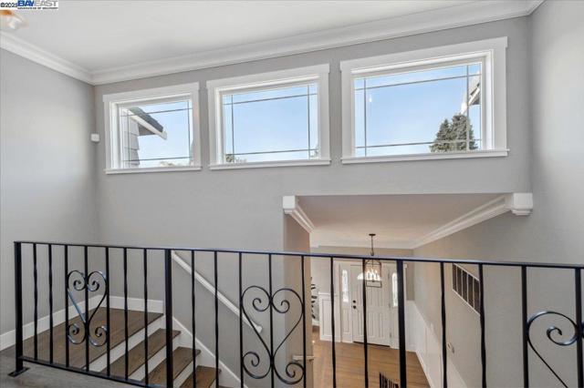 103 Baldwin Dr, Danville CA: https://media.crmls.org/mediaz/900ab2c8-cdc1-46c1-ae51-ca5a7df2586c.jpg