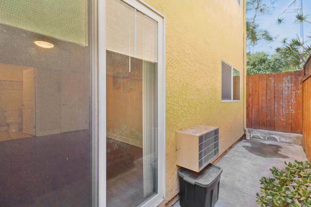 Detail Gallery Image 7 of 21 For 4127 Florida St #1,  San Diego,  CA 92104 - 2 Beds | 2 Baths