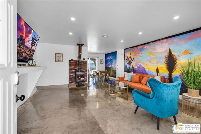 3662 Balsa Avenue, Yucca Valley CA: https://media.crmls.org/mediaz/900b12fc-2226-4c0a-91cf-ae1080c22f4d.jpg