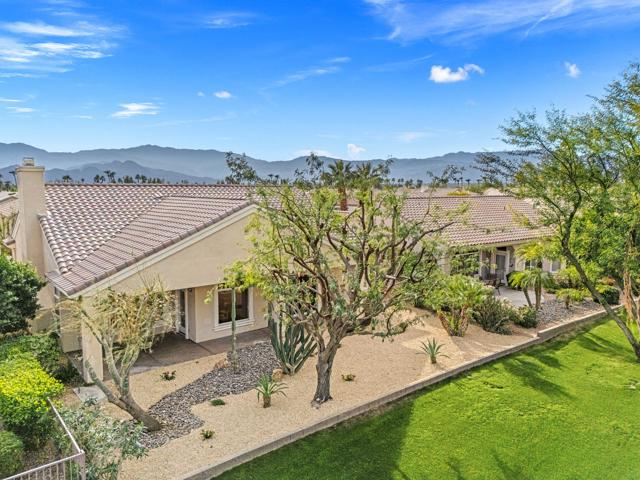 78252 Kensington Avenue, Palm Desert CA: https://media.crmls.org/mediaz/900b1661-e6d9-4755-9e0c-75b806296b1d.jpg