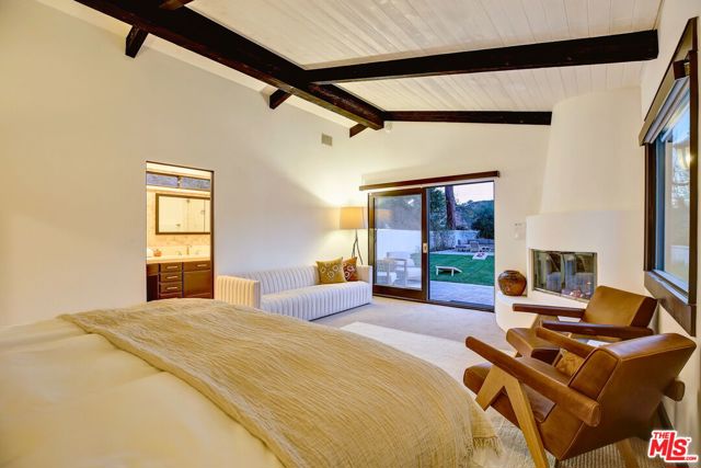2570 Nichols Canyon Road, Los Angeles CA: https://media.crmls.org/mediaz/900b5d29-1fd4-4d7d-97f9-e46680ee3cbf.jpg