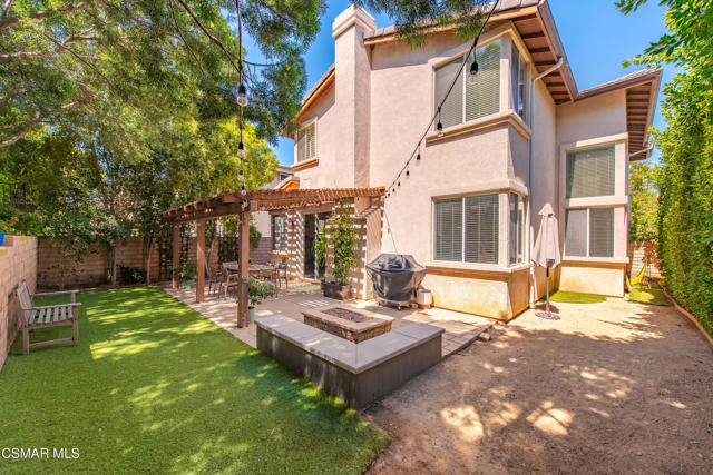6224 Tangelo Place, Simi Valley CA: https://media.crmls.org/mediaz/900cc095-a742-459f-9d8e-cb5de6179639.jpg