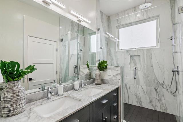 910 Cedar Street, Berkeley CA: https://media.crmls.org/mediaz/900e2e47-f850-49d9-8194-93ac91e9e7e4.jpg