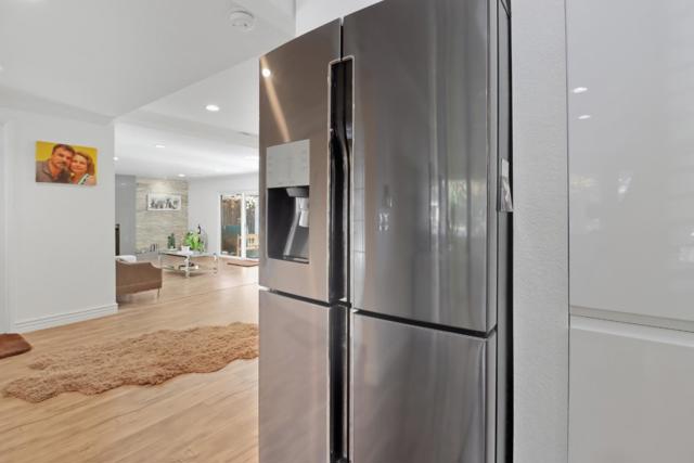 1054 Fleetwood Drive, San Jose CA: https://media.crmls.org/mediaz/900e44f4-7324-46b5-b1e9-26bd6fee1fdf.jpg