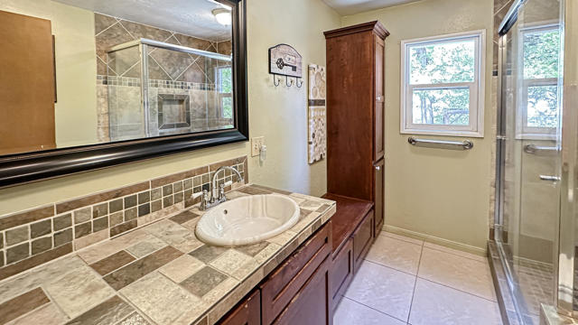 26748 Mcmahan, Idyllwild CA: https://media.crmls.org/mediaz/900ece3b-796f-4265-b022-28cff9f422e7.jpg