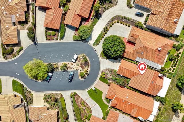 1089 Ridge Heights Dr, Fallbrook CA: https://media.crmls.org/mediaz/900ef463-ac3d-45ef-8289-e02e04b427eb.jpg