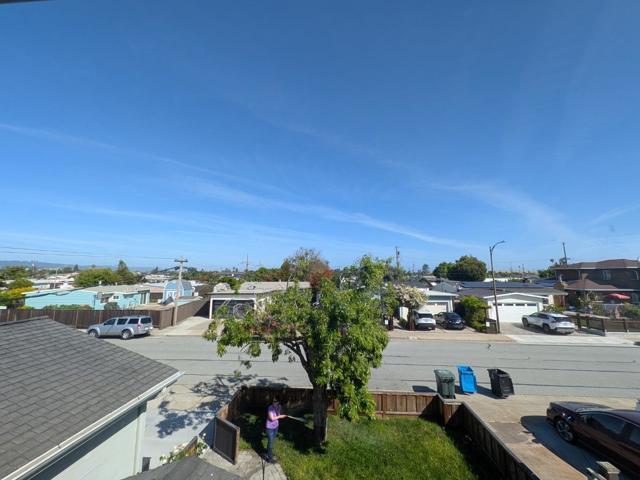 1508 Lodi Avenue, San Mateo CA: https://media.crmls.org/mediaz/90101b60-da45-451f-a4bd-d7f3128db121.jpg