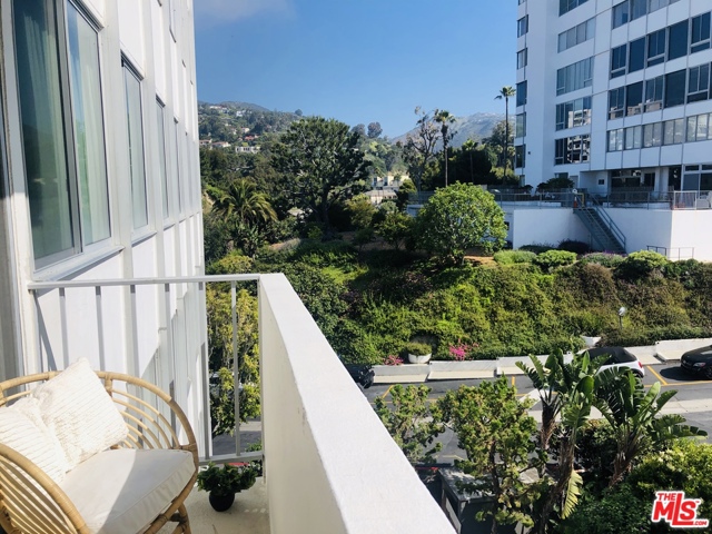 17368 W Sunset 403 Pacific Palisades, California COMPLETE REMODEL. One bedroom, one bath condo, gourmet kitchen with stainless steel appliances and caesarstone countertop with waterfall edge. Open floor plan with a perfect blend of surrounding neutral tones. Large living room, master bedroom with balcony, floor to ceiling windows and doors with amazing mountain views across the beach. Edgewater Towers offers resort-like living with two salt water pools, two spas, fitness center, tennis courts, gazebo, picnic and BBQ area, hiking trails, amazing white water views and renowned surf breaks. The unit includes a storage unit and covered assigned car space. Full time on-site staff and 24 hour guard-gated security. HOA dues include all utilities, basic internet and earthquake insurance. Short walk to the beach and restaurants.