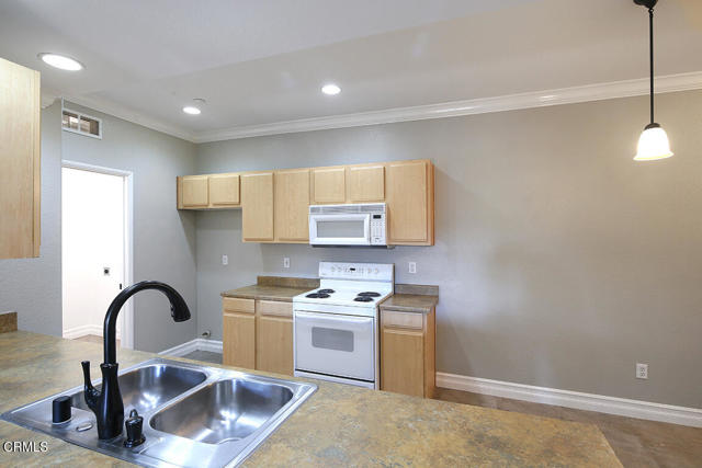 Detail Gallery Image 8 of 24 For 24909 Madison Ave #1021,  Murrieta,  CA 92562 - 3 Beds | 2 Baths