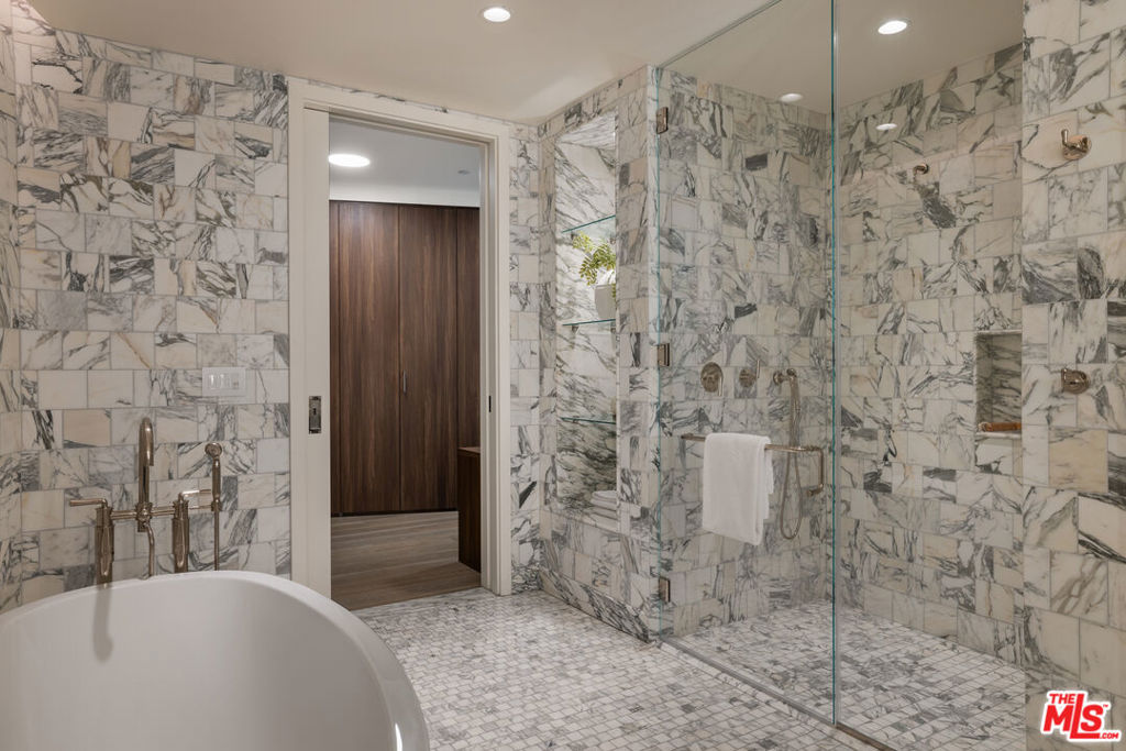 MLS #26866349 image #10
