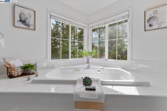 2848 E Cog Hill Ter, Dublin CA: https://media.crmls.org/mediaz/9012da5d-949f-487c-b279-ca6e12e39ff4.jpg